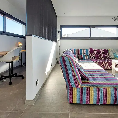 Piscine Interieure ロワイヤン