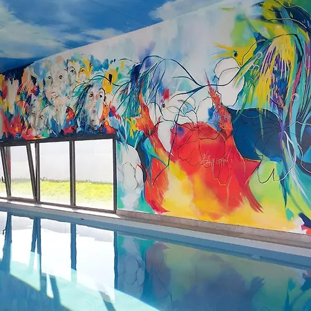 Piscine Interieure * ロワイヤン