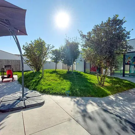 別荘 Piscine Interieure